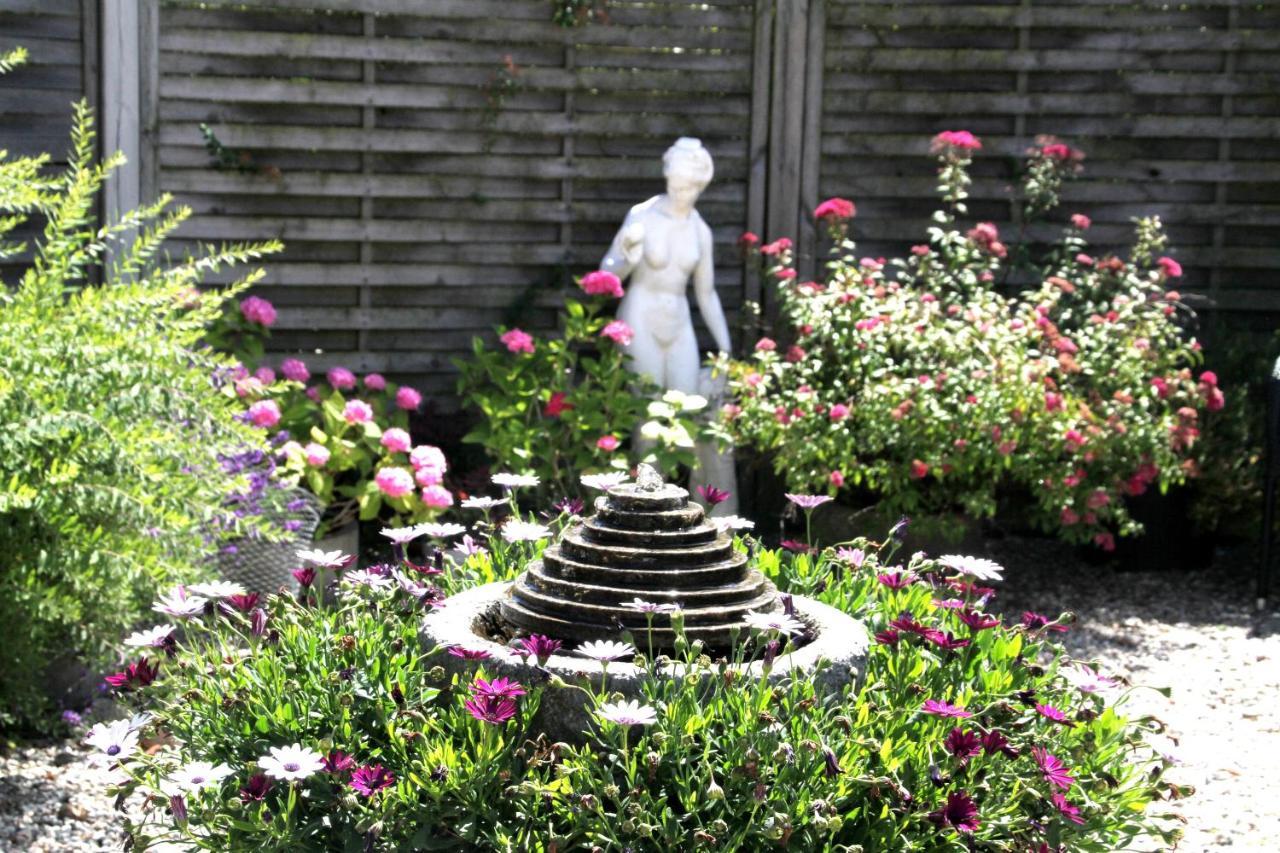 Hine Bakke Bed And Breakfast Rudkøbing Extérieur photo