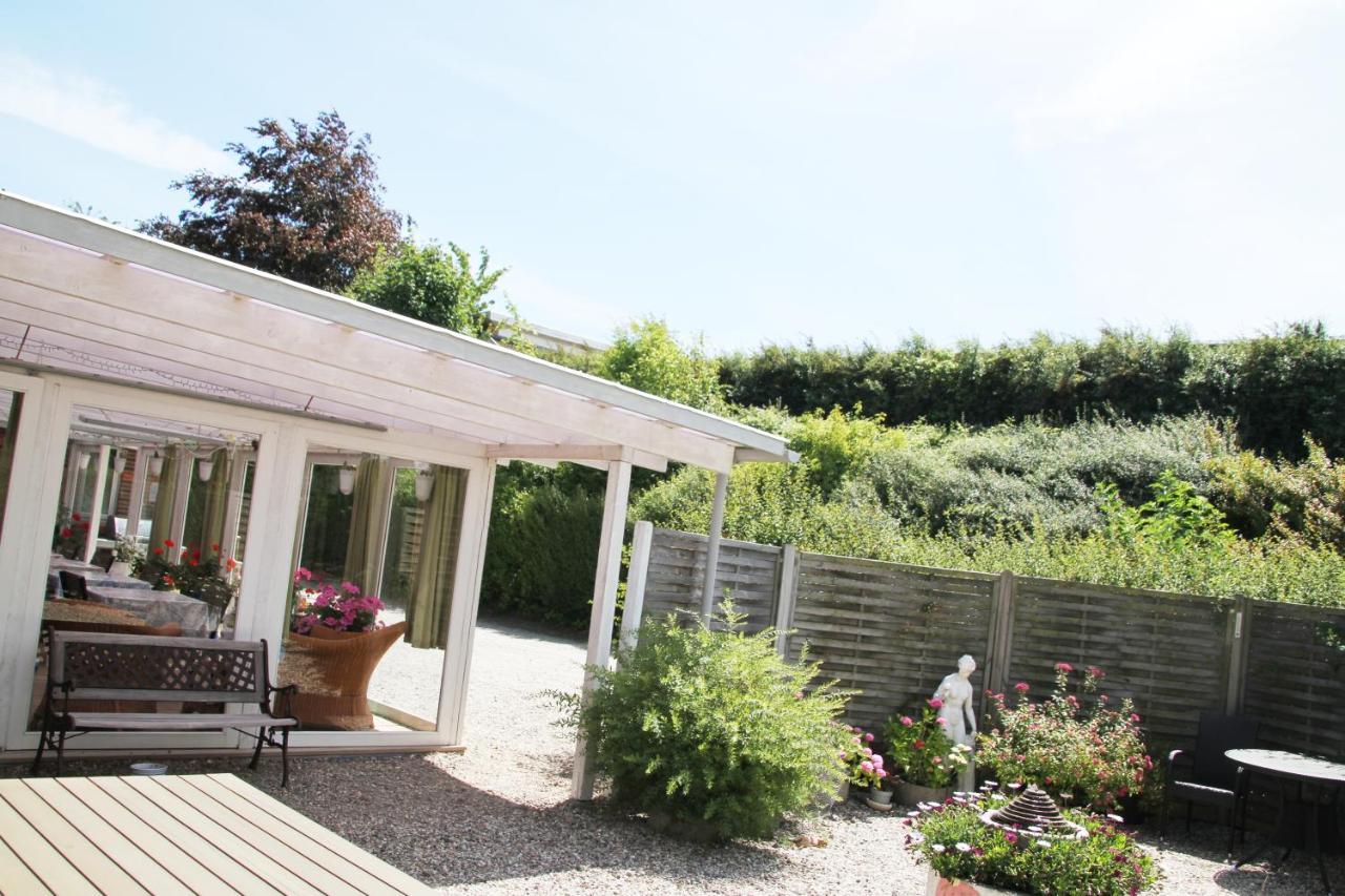 Hine Bakke Bed And Breakfast Rudkøbing Extérieur photo